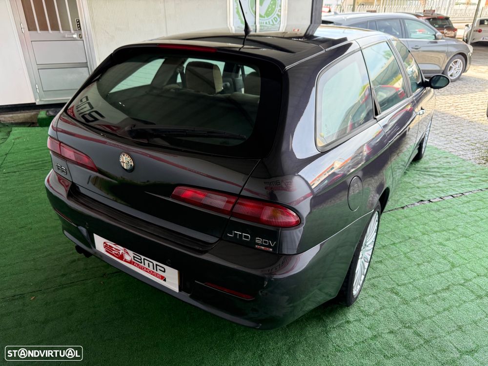 Alfa Romeo 156 Sportwagon 2.4 JTD Distinctive - 5