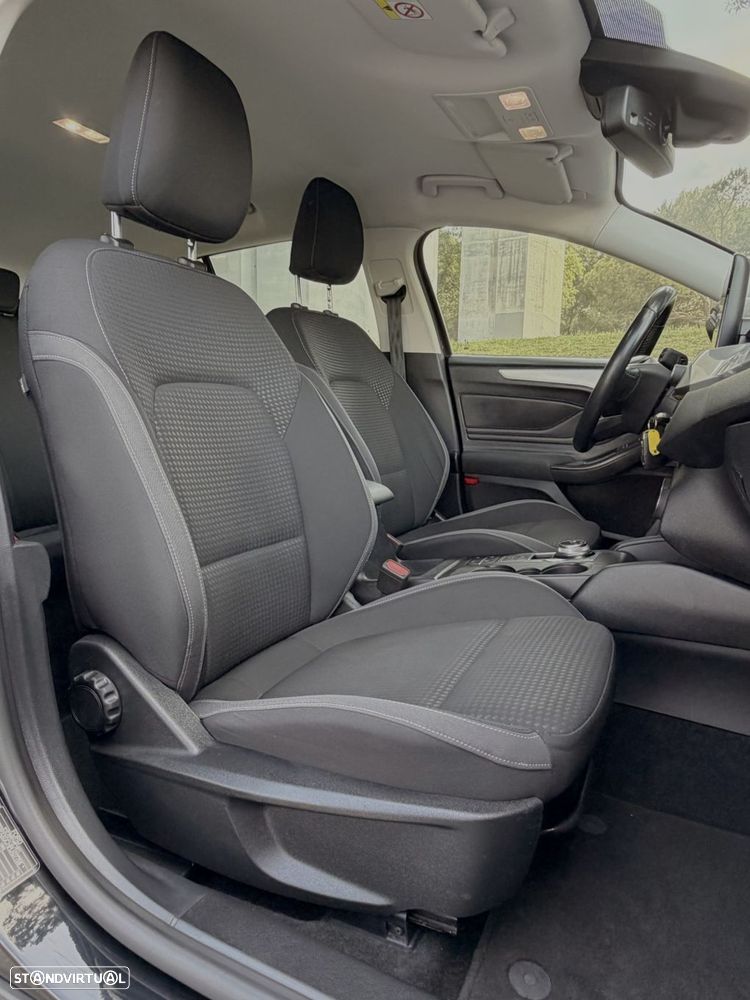 Ford Focus SW 1.5 TDCi EcoBlue Connected Aut. - 37