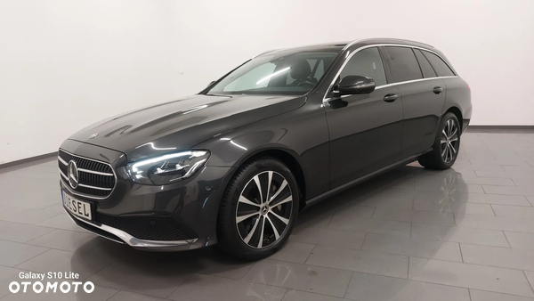 Mercedes-Benz Klasa E 300 d T 9G-TRONIC Exclusive