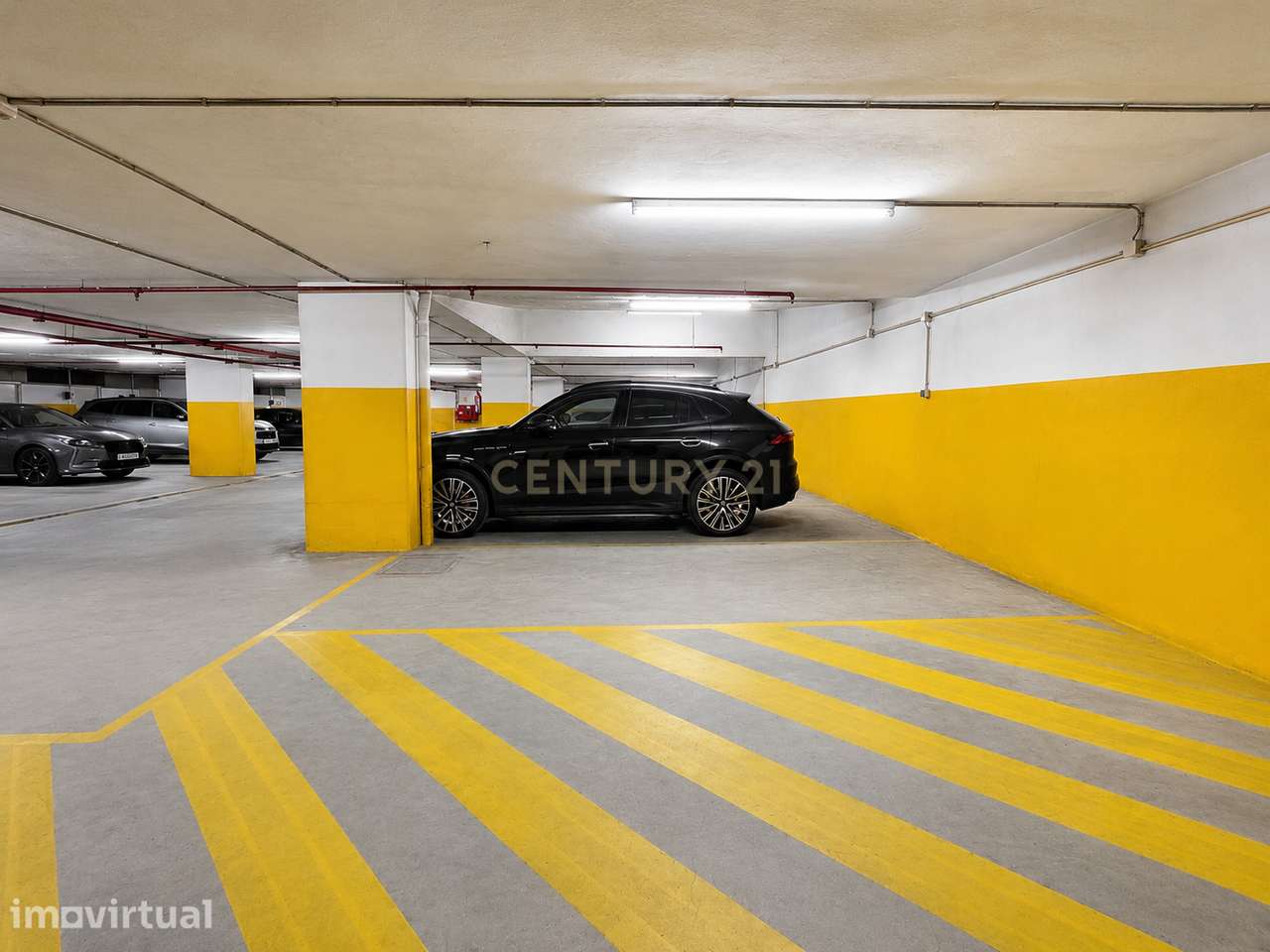 LUGAR DE GARAGEM 11,6 M² | ARRUMO 14,6 M² | BESSA | PORTO - Grande imagem: 2/8
