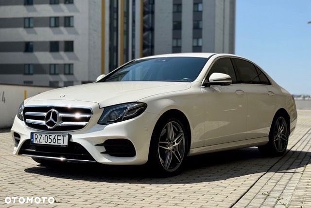 Mercedes-Benz Klasa E 400 4-Matic 9G-TRONIC - 1
