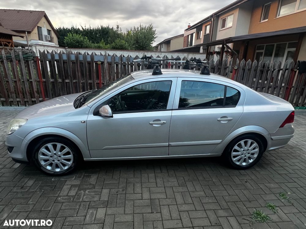 Opel Astra - 2