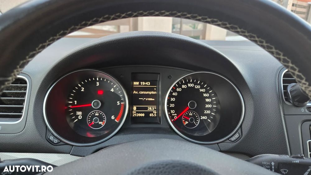 Volkswagen Golf 1.6 TDI DPF MATCH - 2