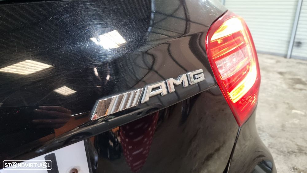 Mercedes-Benz A 180 d AMG Line - 26