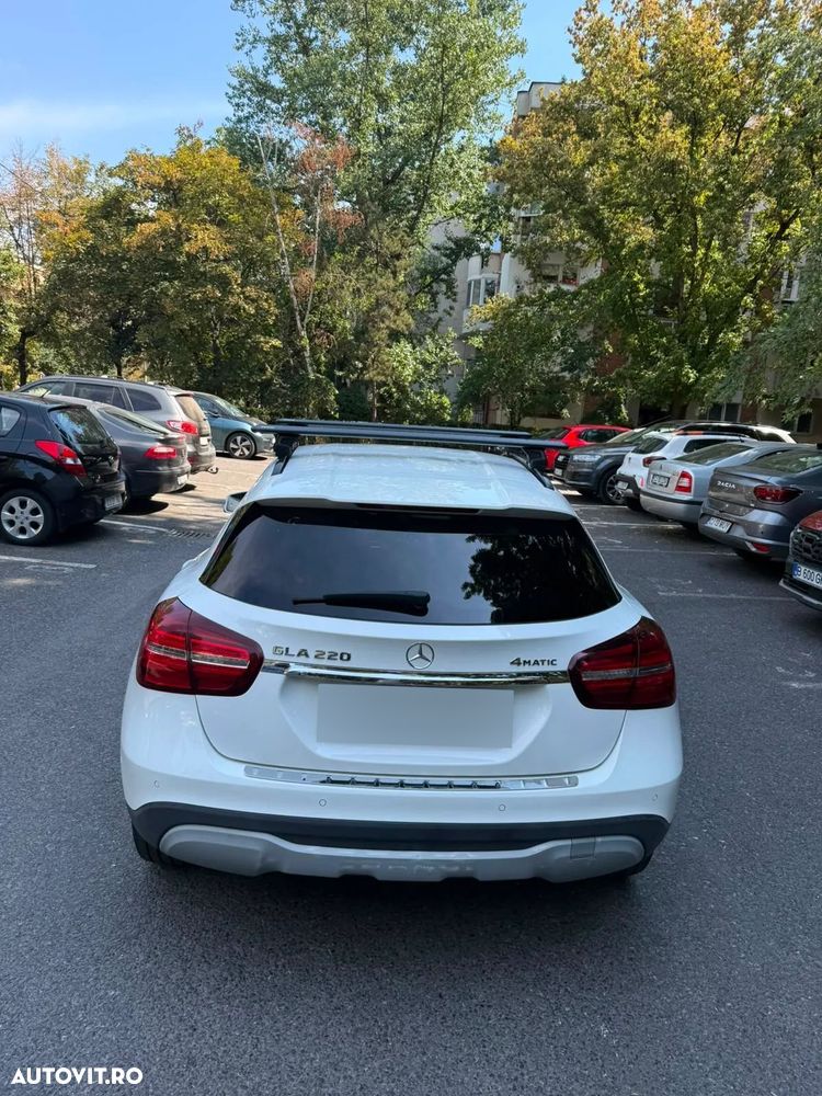 Mercedes-Benz GLA - 4