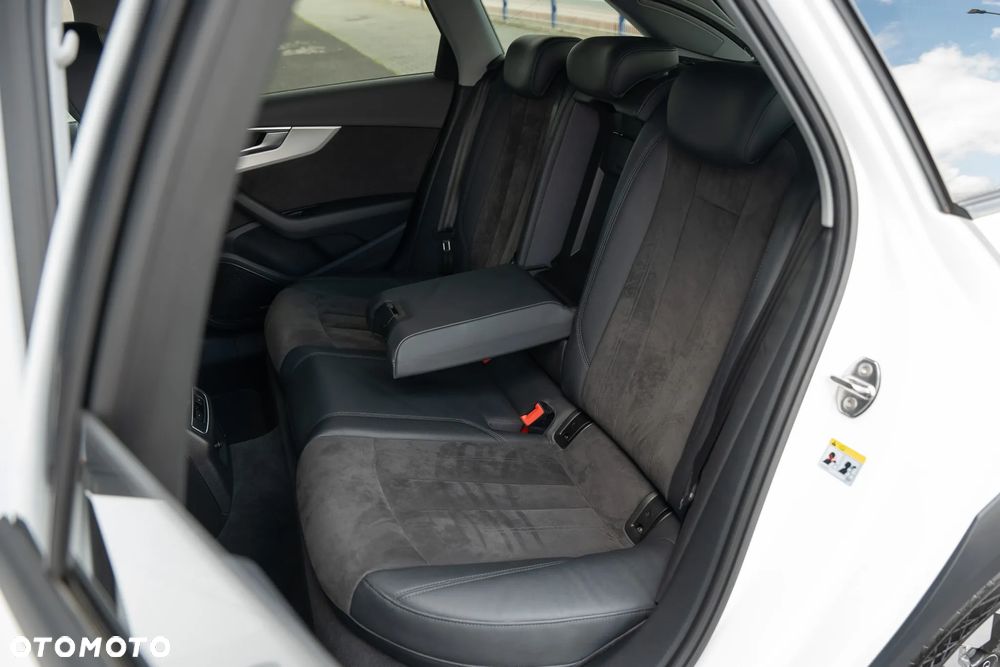 Audi A4 Allroad quattro 40 TDI S tronic - 35