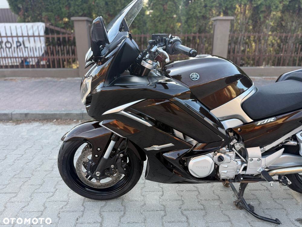 Yamaha FJR - 19