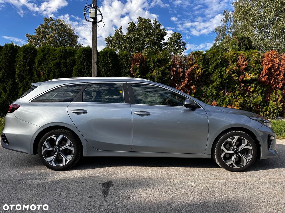 Kia Ceed 1.6 CRDi DCT Platinum Edition - 6