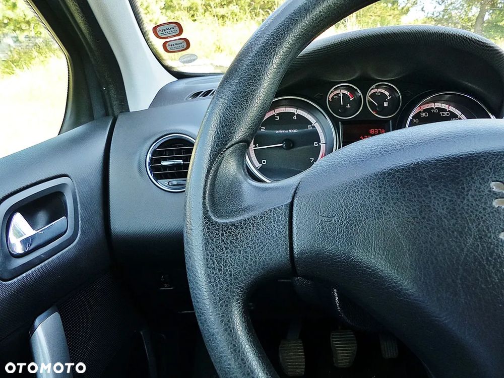 Peugeot 308 120 VTi Millesim 200 - 31