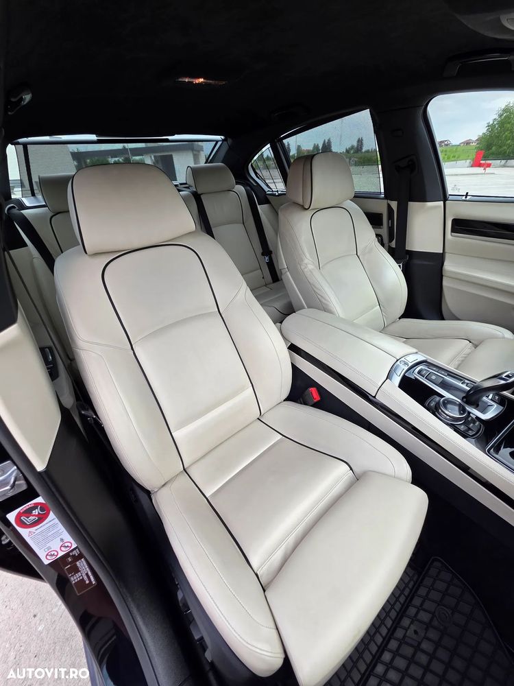 BMW Seria 7 730d - 29