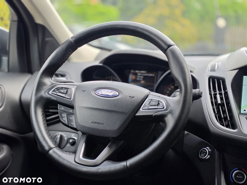 Ford Kuga - 35