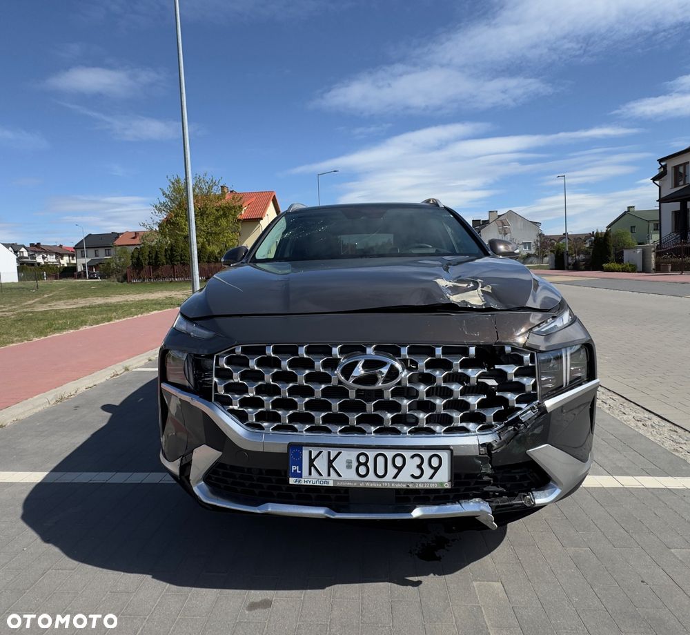 Hyundai Santa Fe 1.6 HEV 4WD SEVEN Signature - 4