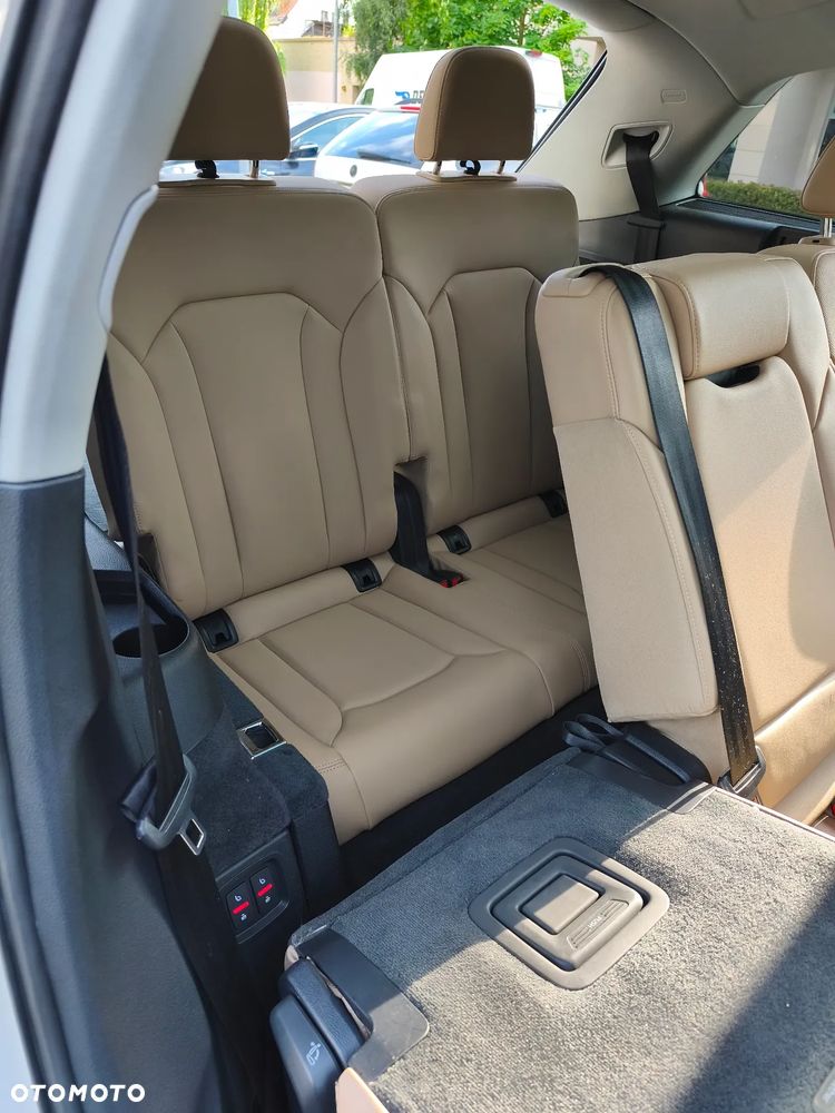 Audi Q7 - 17