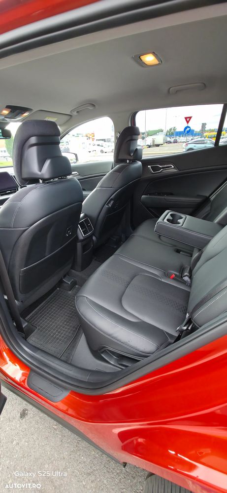 Kia Sportage 1.6 T-GDI MHEV 6MT 4x2 Business Line - 15