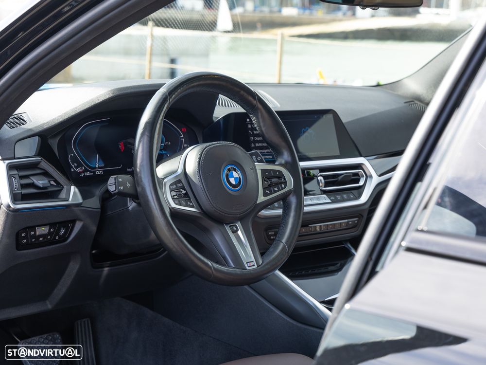 BMW 320 e Touring Aut. Advantage - 13