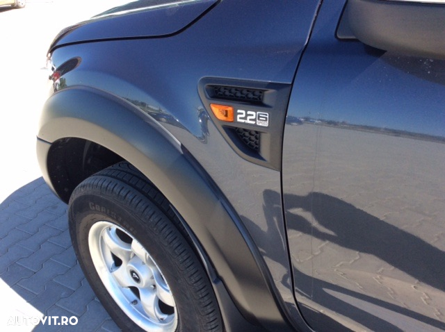 Ford Ranger Pick-Up 4x4 Cabina Dubla XLT - 8