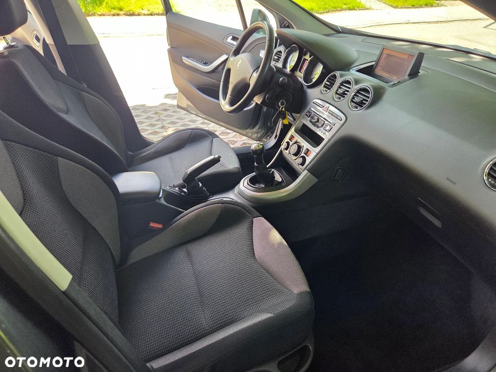 Peugeot 308 120 VTi Millesim 200 - 20