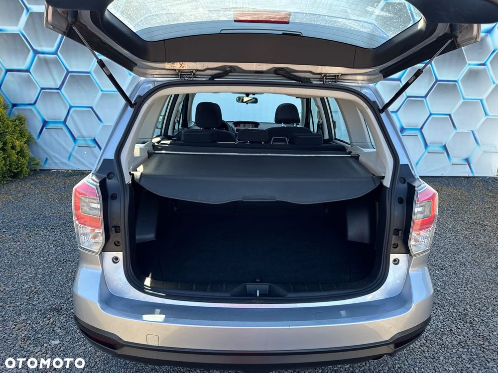 Subaru Forester 2.0D Edition - 14