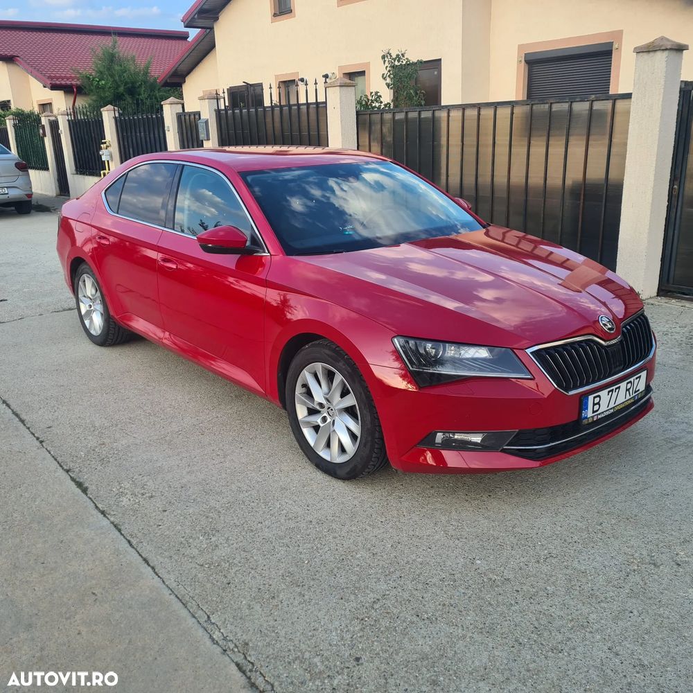 Skoda Superb 2.0 TDI DSG Ambition - 4