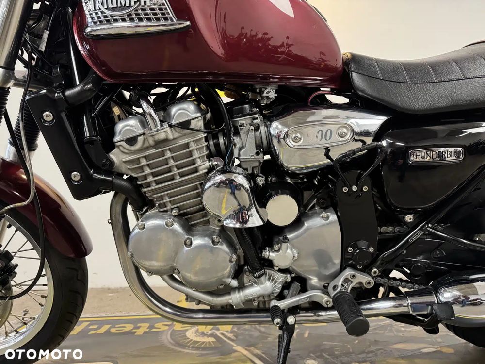 Triumph Thunderbird - 23