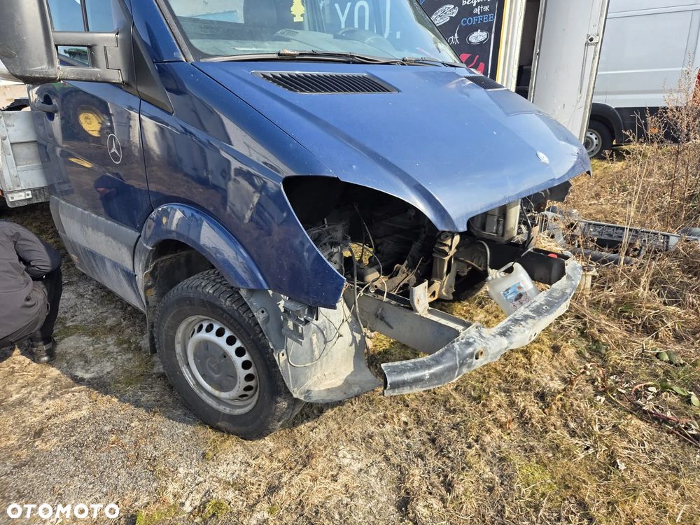 Mercedes-Benz Sprinter - 4