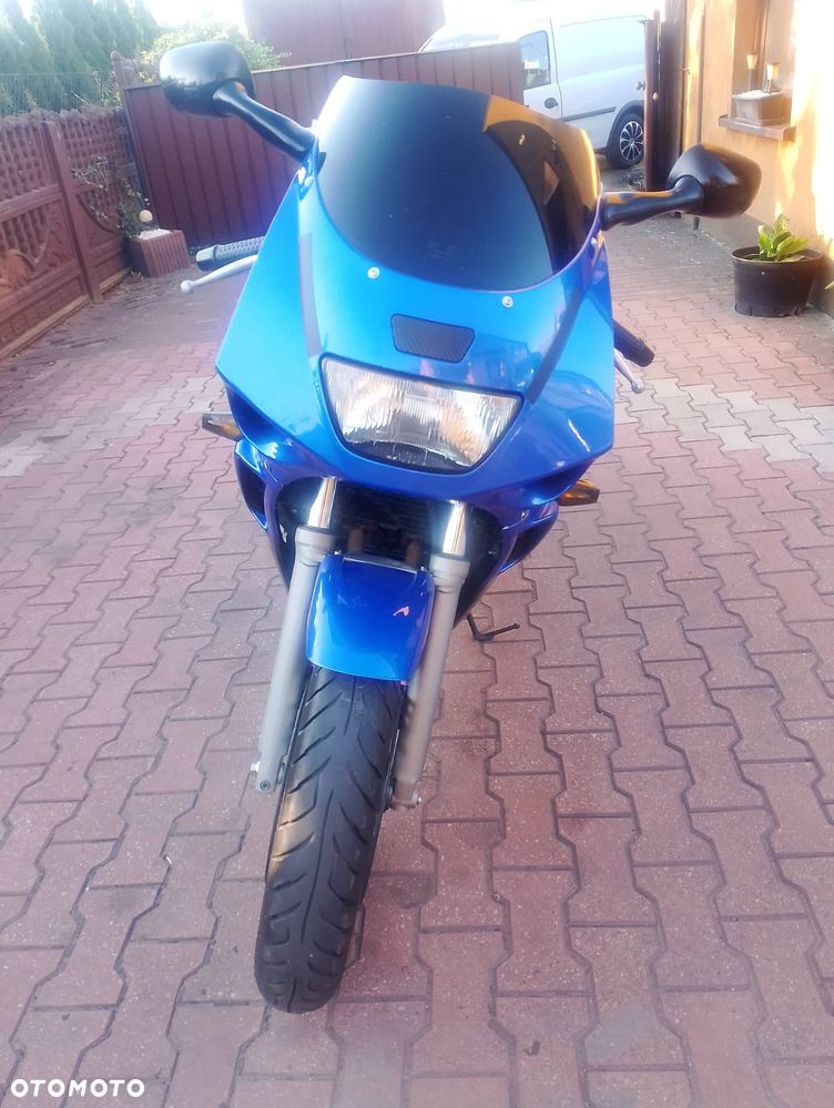 Yamaha GTS - 4