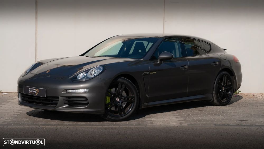 Porsche Panamera S Hybrid - 1