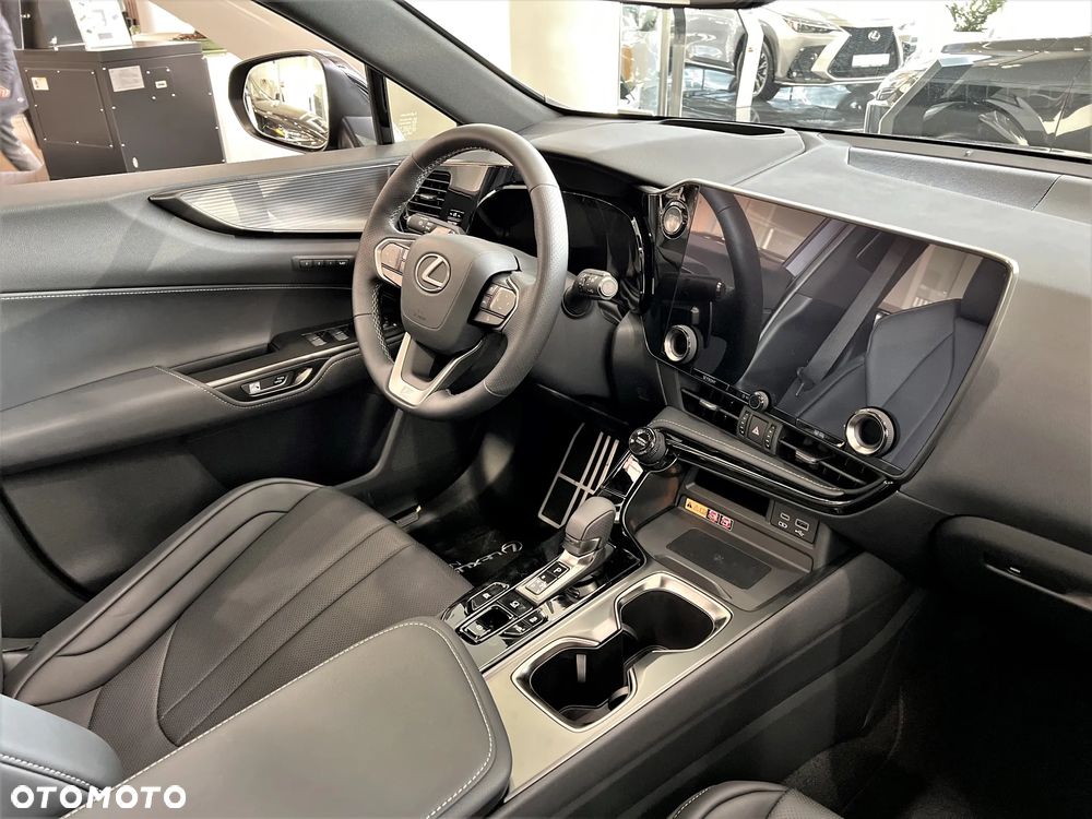 Lexus NX 350h F Sport AWD - 13