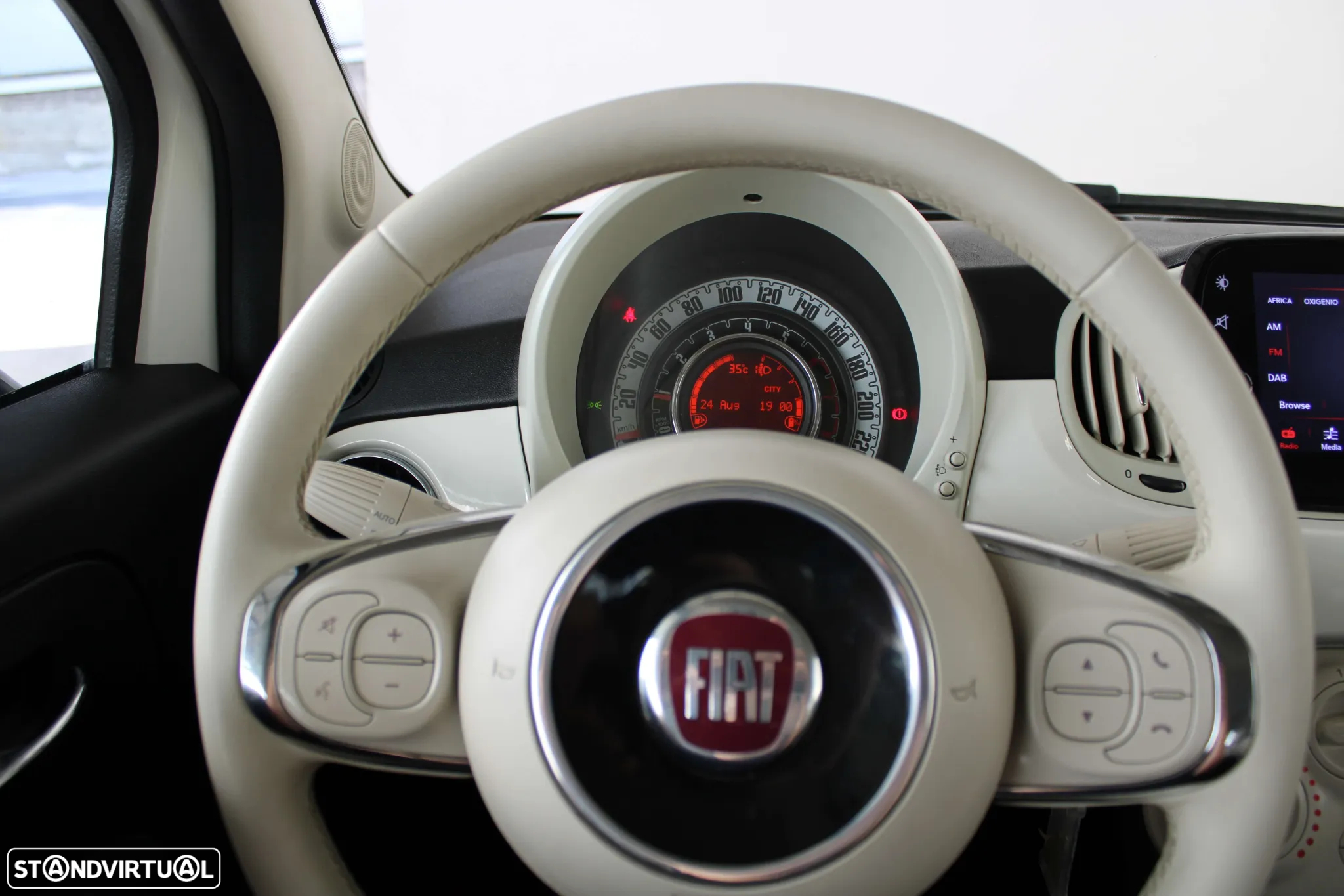 Fiat 500C 1.0 Hybrid Lounge - 13