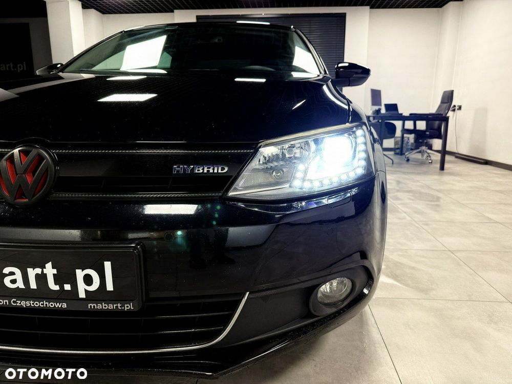 Volkswagen Jetta - 9