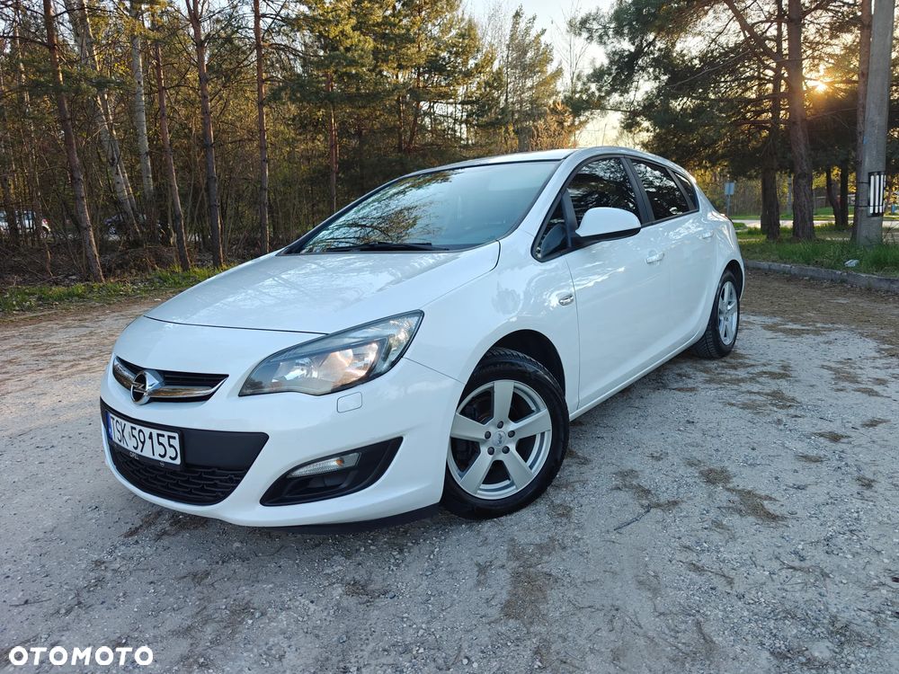 Opel Astra 1.4 Turbo - 1