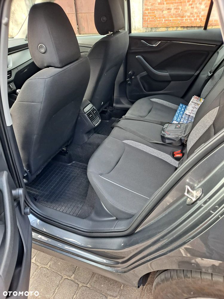 Skoda Kamiq 1.0 TSI Active - 9