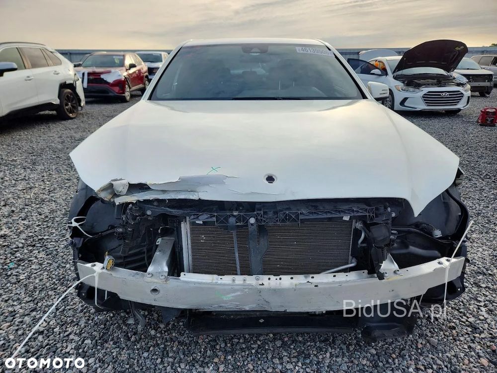 Mercedes-Benz Klasa E - 5