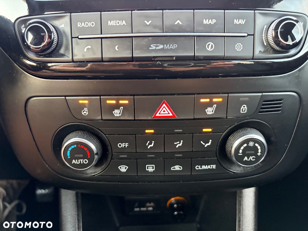 Kia Venga 1.6 CVVT Dream Team Edition - 13