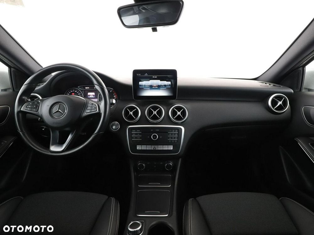 Mercedes-Benz Klasa A 180 (BlueEFFICIENCY) 7G-DCT Style - 16