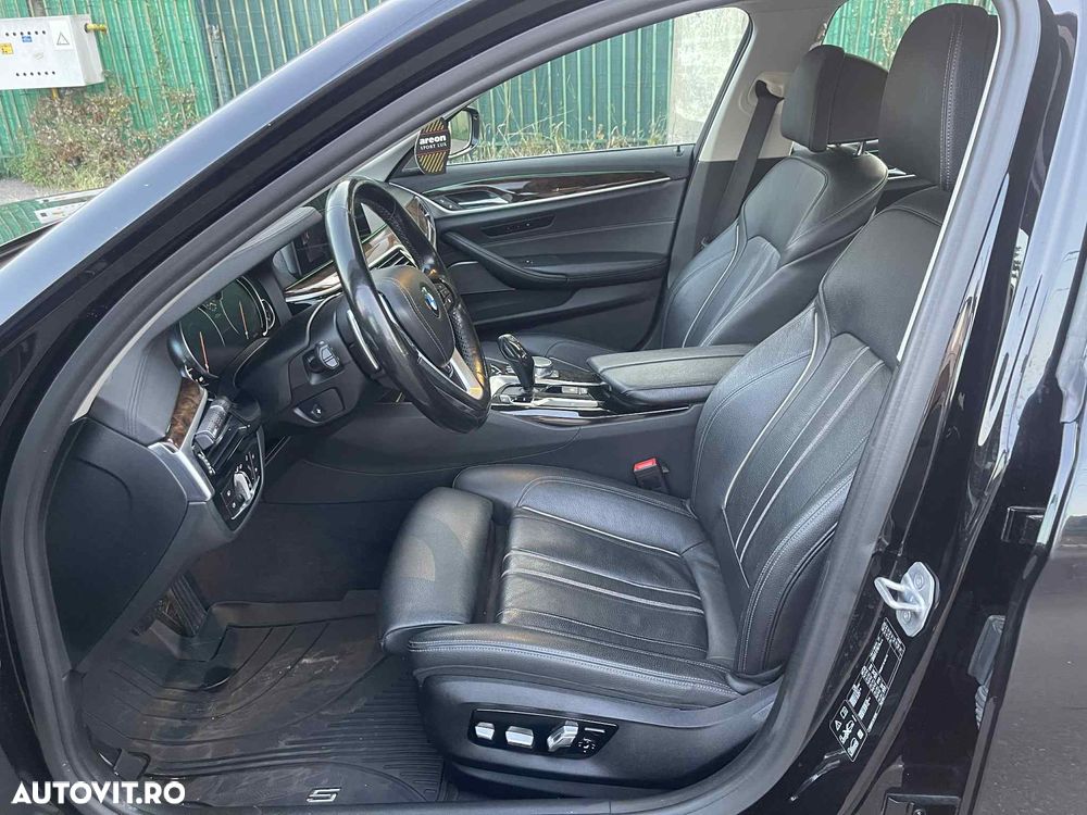 BMW Seria 5 540i xDrive Aut. Luxury Line - 7
