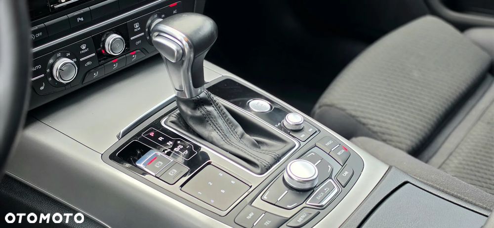 Audi A6 Avant - 16