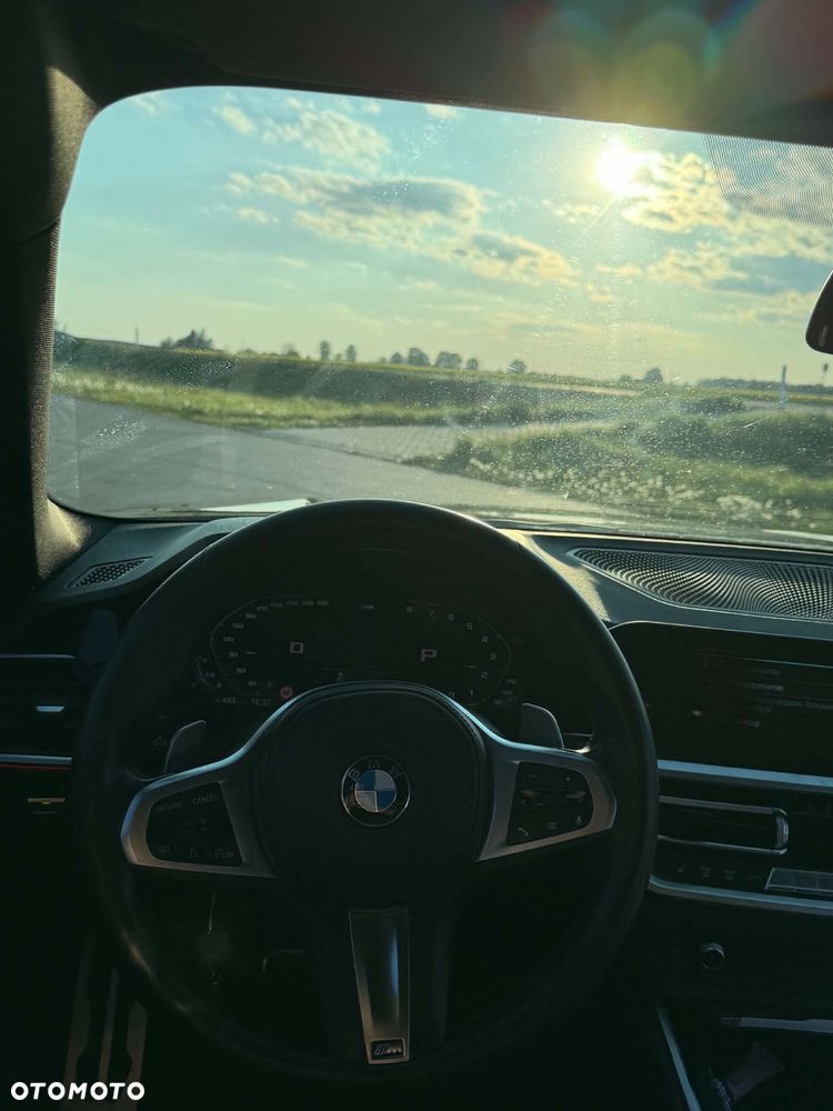 BMW Seria 3 330i M Sport sport - 8