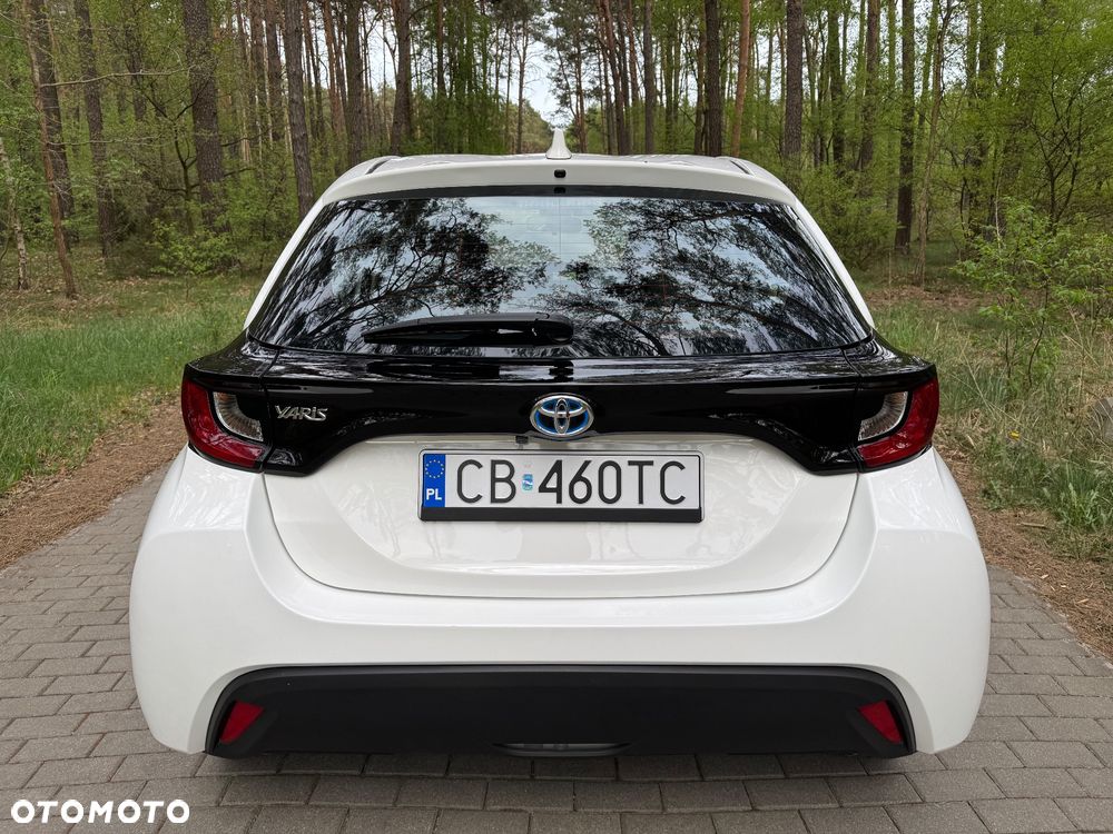 Toyota Yaris - 4