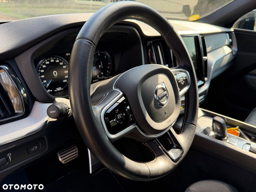 Volvo XC 60 B4 D Geartronic RDesign - 13