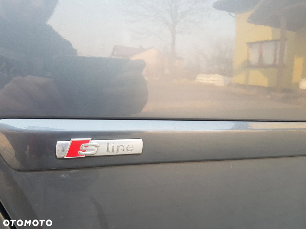 Audi A4 Avant 2.0 TDI - 8