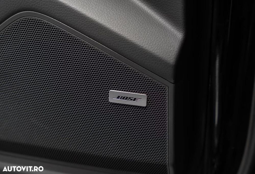 Porsche Cayenne Tiptronic S Platinum Edition - 26