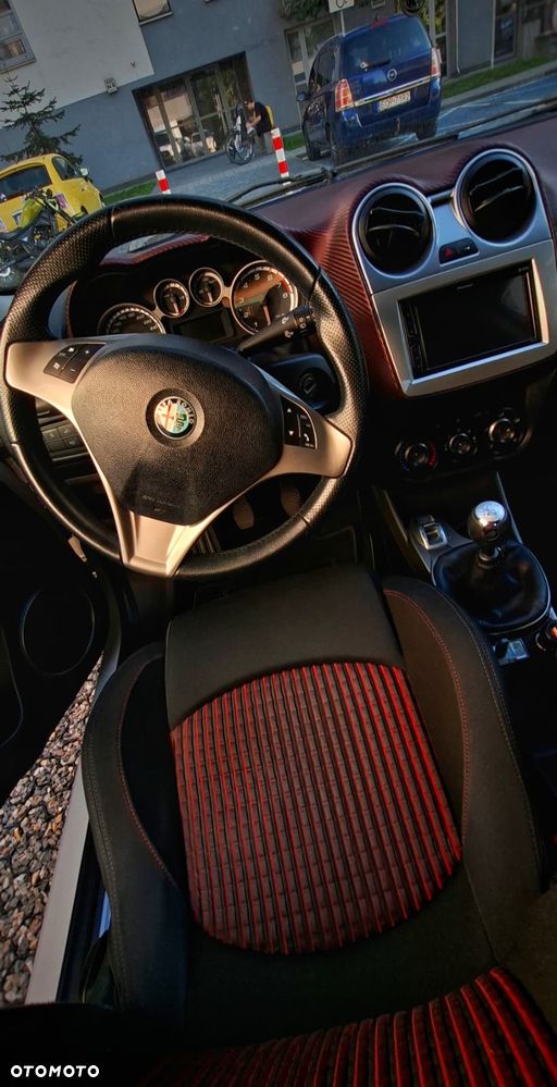 Alfa Romeo Mito - 24