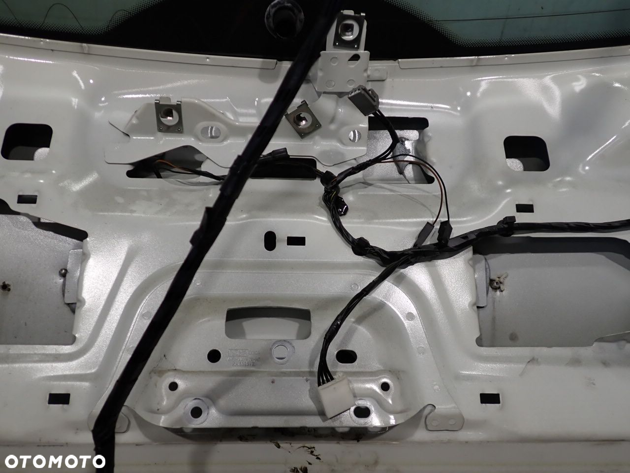 KLAPA TYŁ BAGAŻNIKA FORD FOCUS MK2 2.0 KOL:N3 - 12