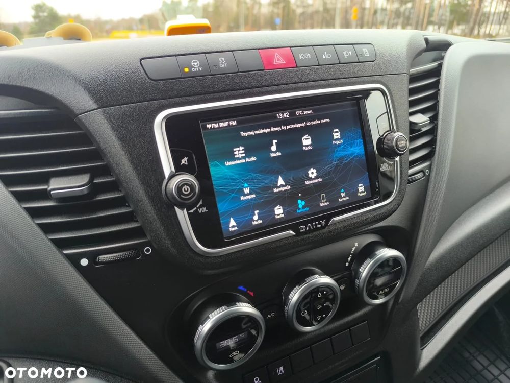 Iveco Daily 70C21 Sypialnia 2 Łóżka, WINDA!, 15 Palet, 2x Firana + Zsuwany Dach! - 29