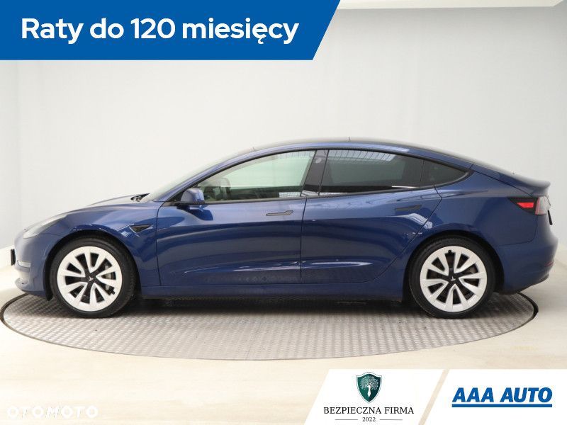 Tesla Model 3 - 4