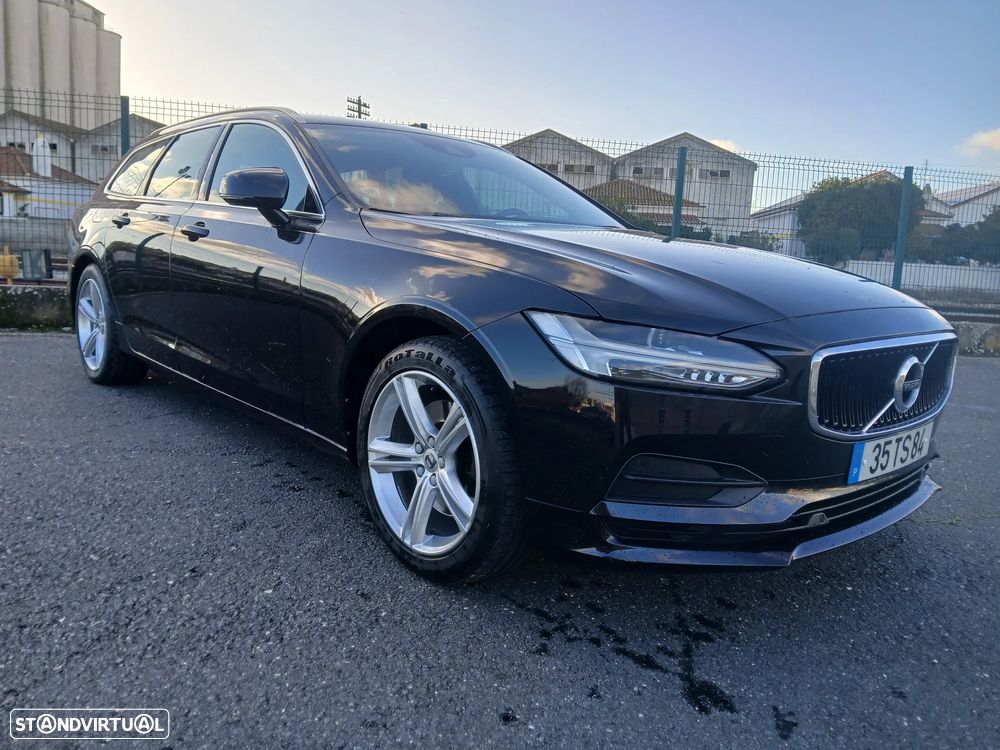 Volvo V90 2.0 D4 Momentum Plus Geartronic - 4