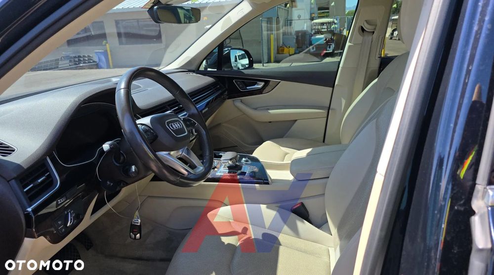 Audi Q7 3.0 TFSI Quattro Tiptronic - 10