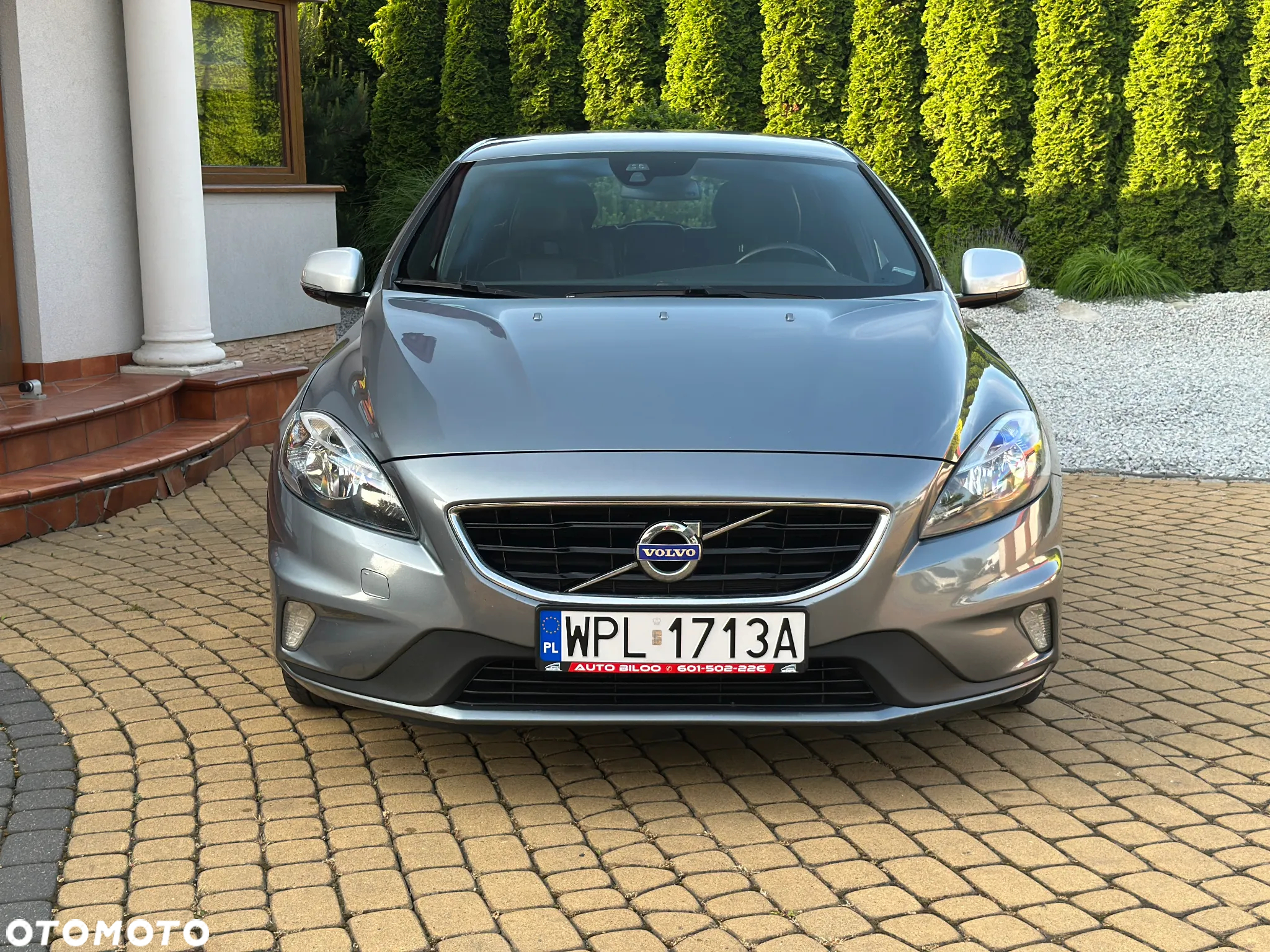 Volvo V40 D4 Drive-E R-Design Summum - 6