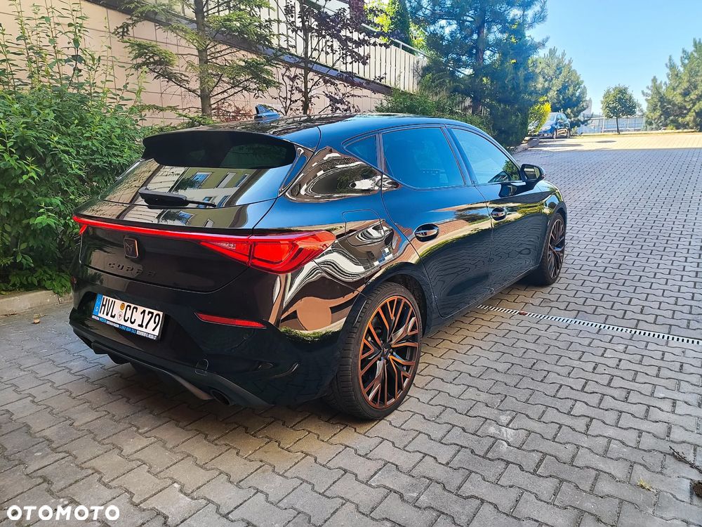 Cupra Leon 2.0 TSI DSG VZ - 4